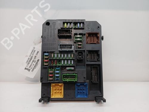 Used Fuse box CITROËN C4 II (NC_) 1.6 HDi 90 (92 hp) 30650296