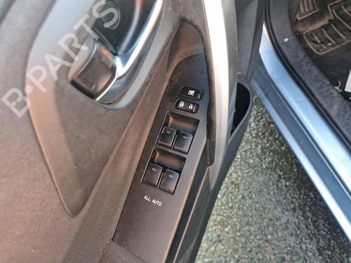 Switch TOYOTA AURIS (_E18_) 1.8 Hybrid (ZWE186_, ZWE186R) | BP39027078I30 - Image 12