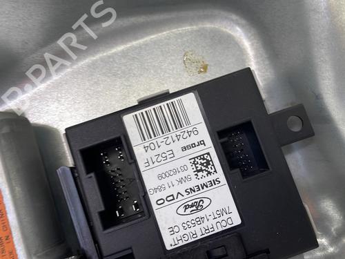 Used Front right window mechanism Front right window mechanism FORD C-MAX (DM2) 2.0 TDCi (110 hp) 31581370 31581370