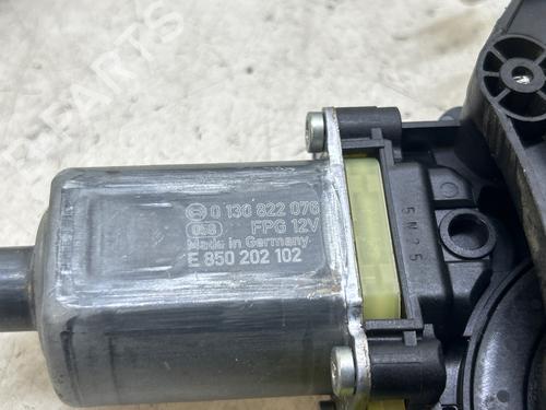 front-left-window-mechanism-audi-a3-sportback-8ya-8yf-2019-40443225 main image