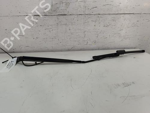 Used Front windshield wiper arm RENAULT SCENIC E-TECH PHASE I EV87 (218 hp) 28709512