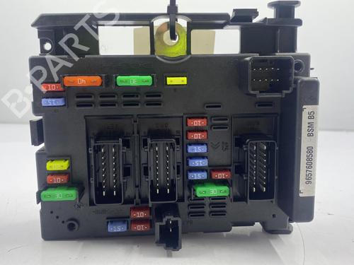 Used Fuse box Fuse box PEUGEOT 307 Break (3E) 2.0 HDi 135 (136 hp) 22819426 22819426