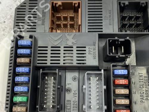 Fuse box PEUGEOT 208 I (CA_, CC_) 1.4 HDi | BP22840912E1 