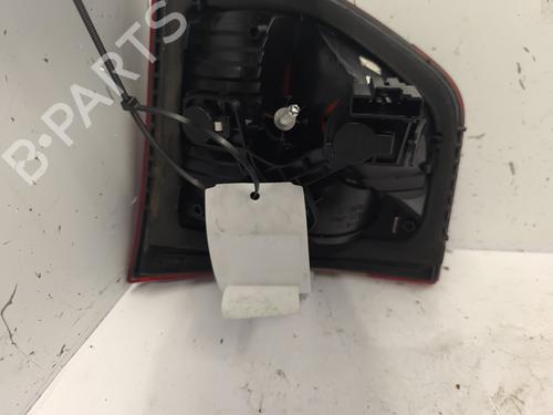 right-tailgate-light-citroen-c5-iii-break-rw_-2008-2009-2010-2011-2012-2013-2014-2015-2016-2017-25374722 main image