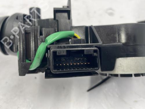 Switch TOYOTA YARIS (_P13_) 1.5 Hybrid (NHP130_, NHP130) | BP25758221I30 