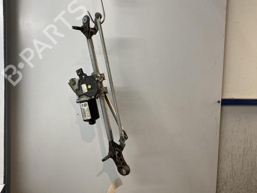 Used Front wiper motor BMW 1 (F20) 116 d (116 hp) 22818328
