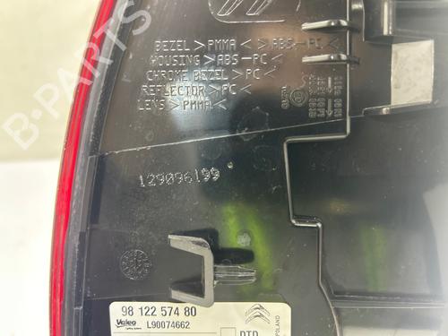 Used Right taillight Right taillight 38542996 38542996