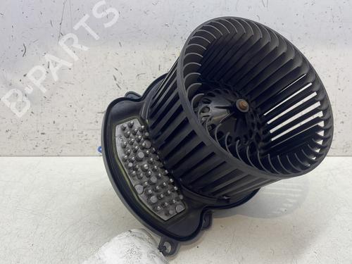 Used Heater blower motor Heater blower motor RENAULT MEGANE IV Hatchback (B9A/M/N_) 1.2 TCe 130 (B9MR) (130 hp) 28709650 28709650
