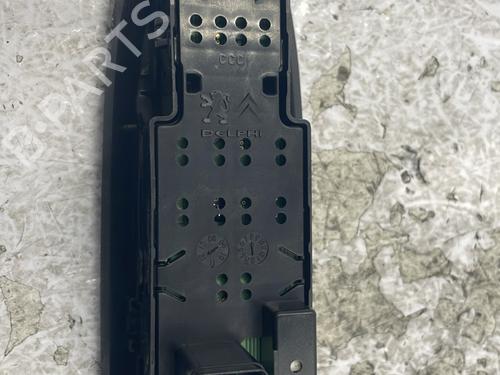 Switch CITROËN DS3 (SA_) 1.6 HDi 115 | BP25603120I30 