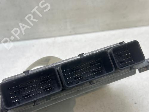 engine-control-unit-ecu-renault-megane-iii-hatchback-bz01_-b3_-2008-39214675 main image