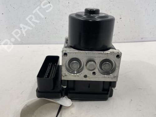 Used ABS pump ABS pump VW TRANSPORTER T5 Bus (7HB, 7HJ, 7EB, 7EJ) 2.0 TDI (140 hp) 23078019 23078019