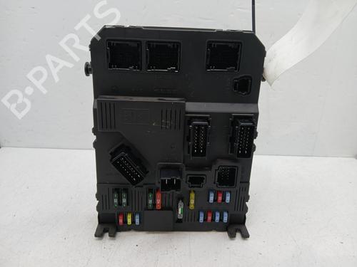 fuse-box-citroen-xsara-picasso-n68-1999-2000-2001-2002-2003-2004-2005-2006-2007-2008-2009-2010-2011-2012-31581634 main image
