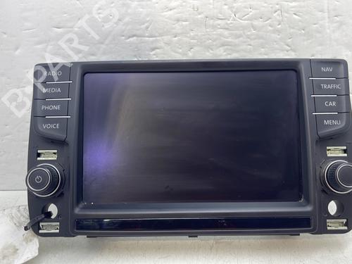 Used Radio VW GOLF VII (5G1, BQ1, BE1, BE2) 2.0 TDI (150 hp) 32338919