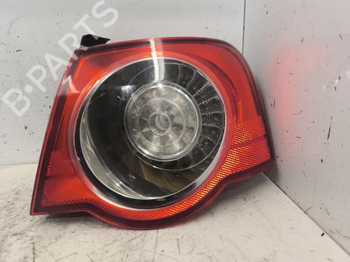 Høyre baklys VW PASSAT B6 (3C2) 1.9 TDI (105 hp) 24409574