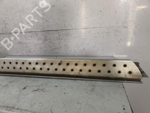 right-sideskirt-bmw-x5-e53-2000-2001-2002-2003-2004-2005-2006-30396997 main image