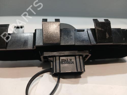 Used Right front window switch Right front window switch CITROËN C3 II (SC_) 1.6 VTi 120 (120 hp) 30378947 30378947