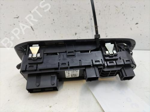 Used Switch Switch PEUGEOT 308 II (LB_, LP_, LW_, LH_, L3_) 1.6 BlueHDi 120 (120 hp) 29515725 29515725