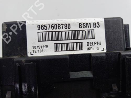 Fuse box PEUGEOT 206+ (2L_, 2M_) 1.4 HDi eco 70 | BP22825253E1 
