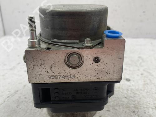 Used ABS pump ABS pump RENAULT MODUS / GRAND MODUS (F/JP0_) 1.2 (JP0S) (78 hp) 22844864 22844864