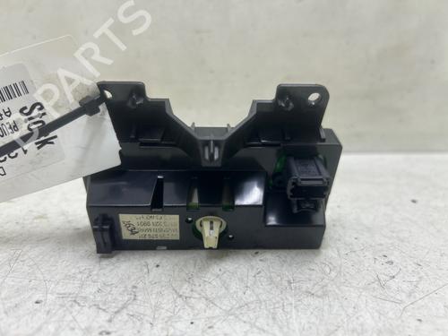 Display Display 39017690 39017690