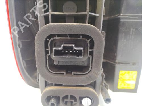 Used Right taillight Right taillight DACIA DUSTER (HS_) 1.5 dCi (HSAJ) (90 hp) 27547764 27547764