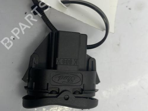 Used Right rear window switch FORD FOCUS I Saloon (DFW) 2.0 16V (131 hp) 22831143