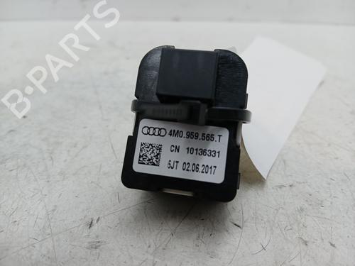 mirror-switch-audi-q2-gab-gag-2016-29525369 main image