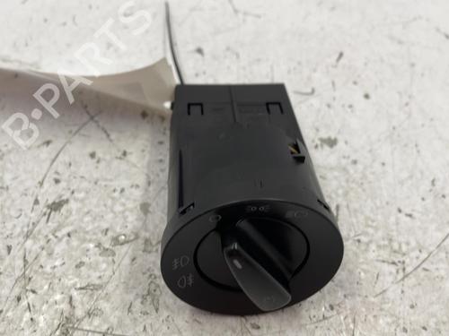 Used Headlight switch Headlight switch VW GOLF IV Variant (1J5) 1.9 TDI (101 hp) 22842397 22842397