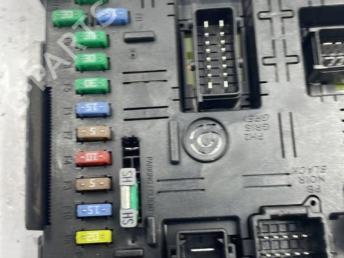 Fuse box PEUGEOT 307 Break (3E) 1.6 HDi 110 | BP22845884E1 