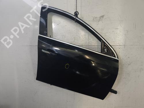 Used Right front door Right front door 31068055 31068055