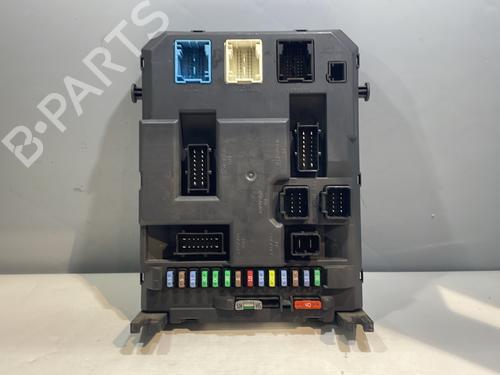 Sikringsdåse CITROËN C3 II (SC_) 1.4 (73 hp) 30497518