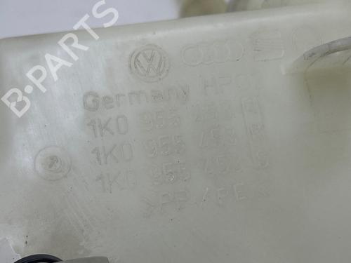 Used Windscreen washer tank Windscreen washer tank 38452935 38452935