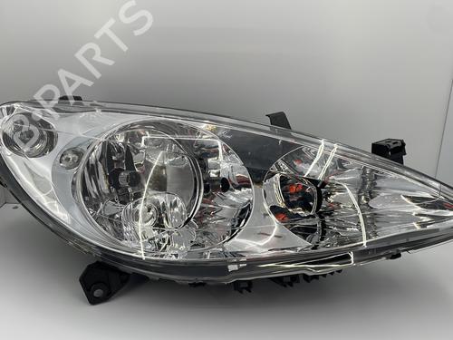 Used Right headlight PEUGEOT 307 (3A/C) 2.0 HDi 90 (90 hp) 30761411
