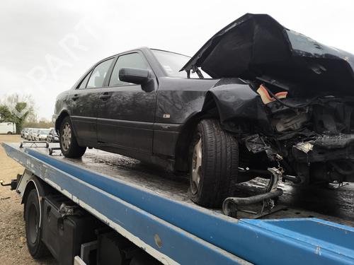 Used Parts MERCEDES-BENZ C-CLASS (W202) C 250 Turbo-D (202.128) (150 hp) 4367339