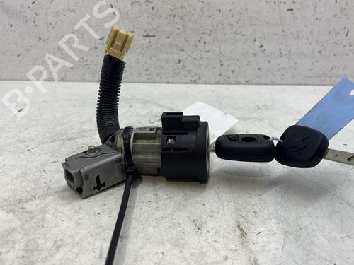 Used Ignition barrel PEUGEOT 107 (PM_, PN_) 1.0 (68 hp) 28328688
