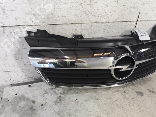Grille OPEL ZAFIRA / ZAFIRA FAMILY B (A05) 1.9 CDTI (M75) | BP27265257C40 