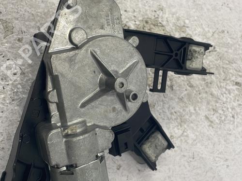 Used Rear wiper motor PEUGEOT 308 II (LB_, LP_, LW_, LH_, L3_) 1.5 BlueHDi 130 (131 hp) 25477851