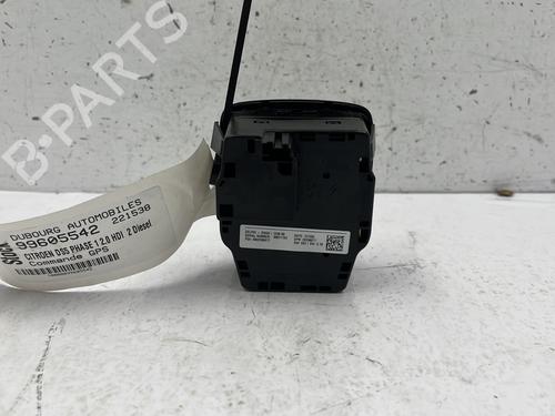 Switch CITROËN DS5 2.0 HDi 200 Hybrid4 All-wheel Drive | BP24469139I30 - Image 5