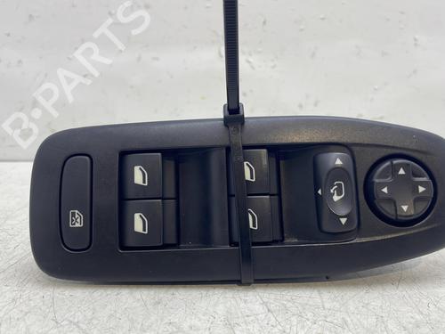 Used Left front window switch PEUGEOT 208 I (CA_, CC_) 1.2 VTI 82 (82 hp) 29894241