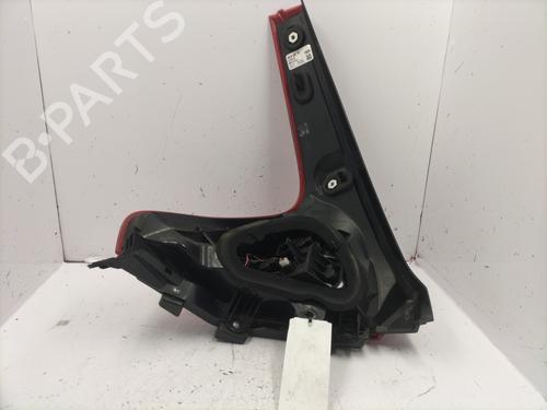 right-taillight-volvo-v40-hatchback-525-d2-31395845-2012-2013-2014-2015-2016-2017-2018-2019-22846761 main image