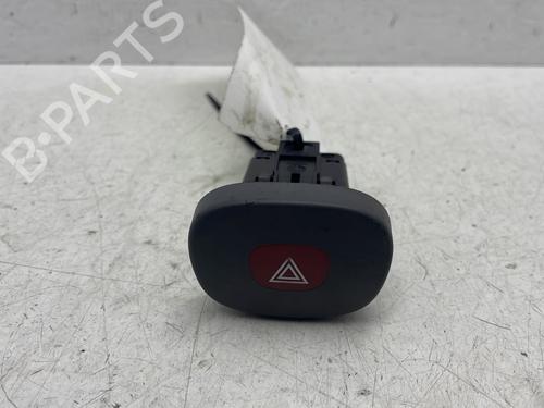 Used Warning switch RENAULT CLIO II (BB_, CB_) 1.4 (B/CB0C, B/CB0S) (75 hp) 31706144