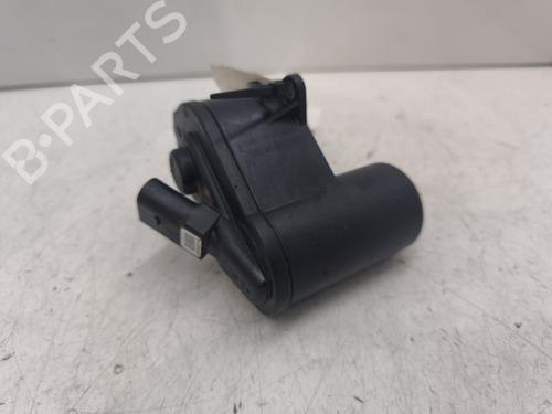 Used Electric handbrake VW PASSAT B7 Variant (365) 1.6 TDI (105 hp) 31084602