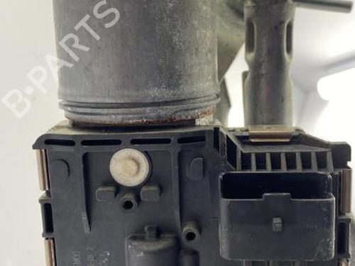 Used Front wiper motor PEUGEOT 407 Coupe (6C_) 2.0 HDi (163 hp) 22834673