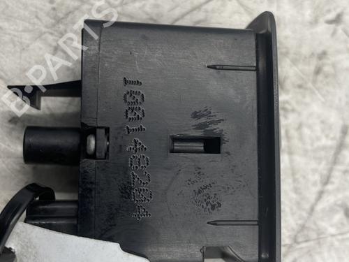 Used Right front window switch Right front window switch MERCEDES-BENZ A-CLASS (W169) A 180 CDI (169.007, 169.307) (109 hp) 23829111 23829111