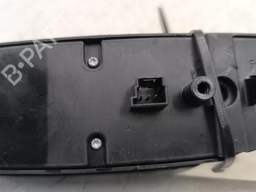 Used Left front window switch Left front window switch MERCEDES-BENZ B-CLASS Sports Tourer (W245) B 180 CDI (245.207) (109 hp) 40515953 40515953