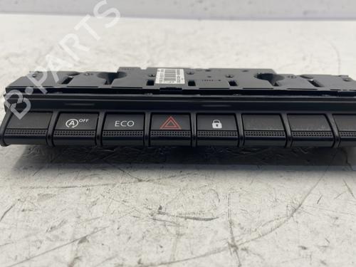 Used Warning switch Warning switch RENAULT CLIO V (B7_) 1.5 Blue dCi 100 (B7AD) (101 hp) 23429487 23429487