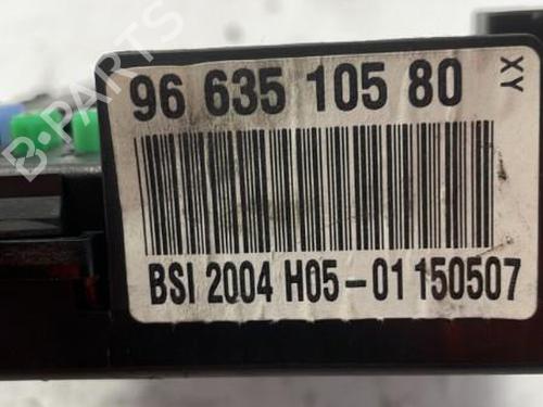 Used Fuse box PEUGEOT 307 (3A/C) 1.6 HDi (90 hp) 22836495