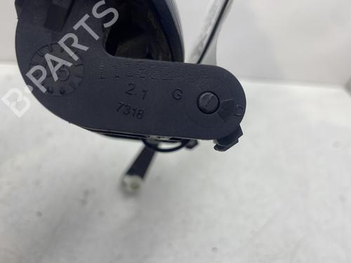 Klamka zewnętrzna drzwi przednich prawych PEUGEOT 206 Hatchback (2A/C) 1.6 16V | BP29044145C129 