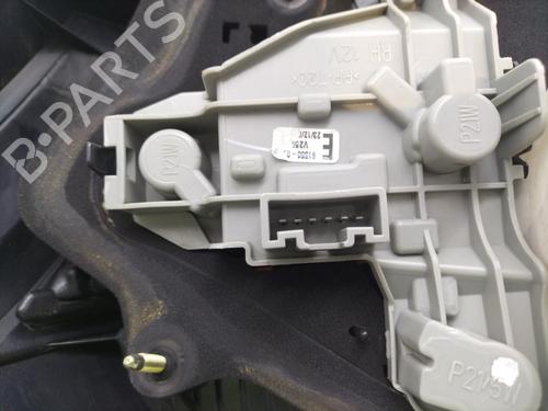 right-taillight-toyota-corolla-_e12_-2001-2002-2003-2004-2005-2006-2007-2008-30326934 main image