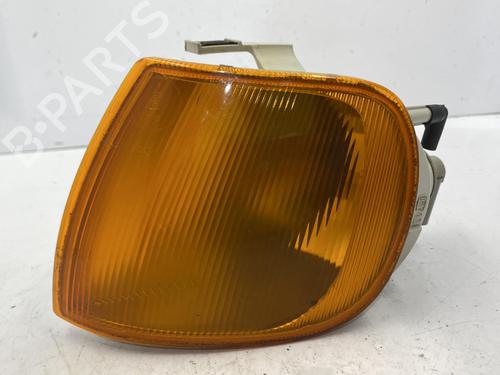 Used Left front indicator VW POLO III (6N1) 75 1.6 (75 hp) 22829090